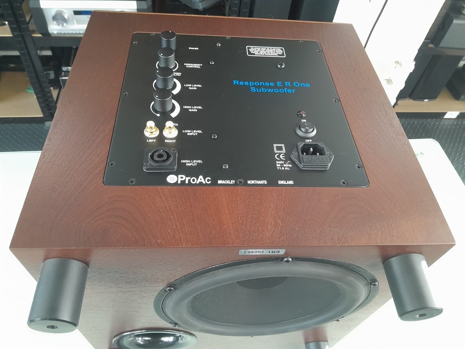 PROAC RESPONSE ER ONE SUBWOOFER