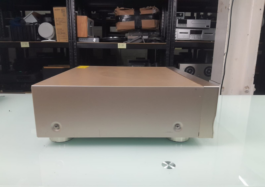 PIONEER DV 717 DVD PLAYER