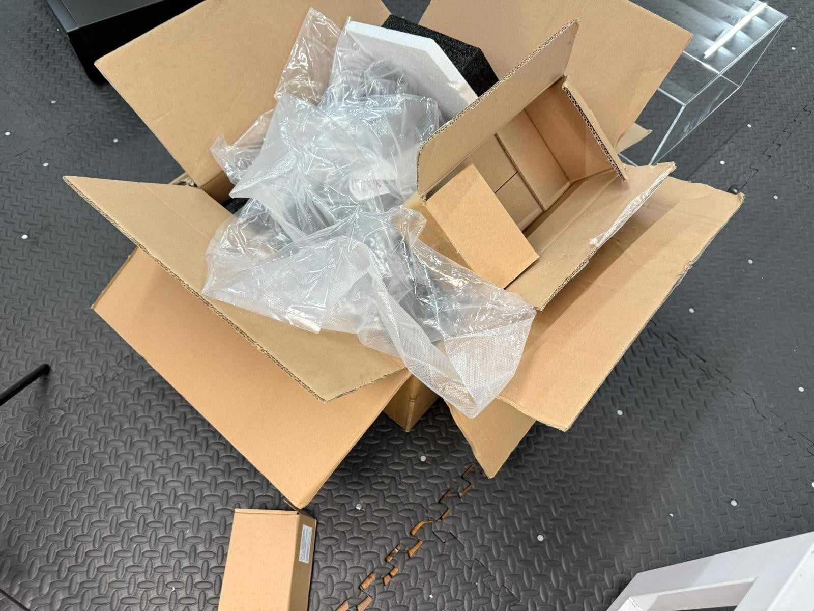 DR FEICKERT VOLARE TURNTABLE WITH ORACLE SME 345 TONEARM & POWER SUPPLY