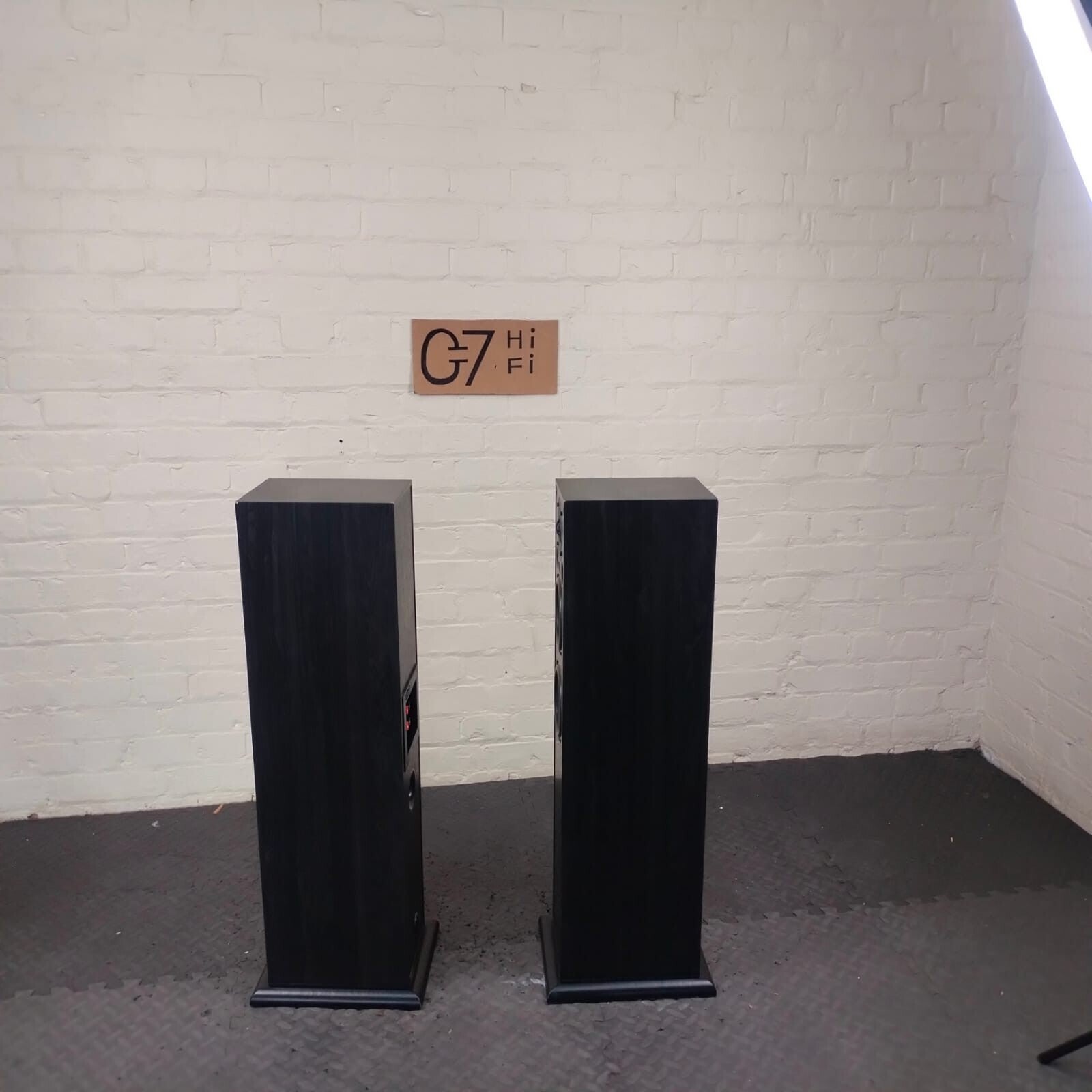 ACOUSTIC ENERGY AE109 FLOOR STANDING SPEAKERS
