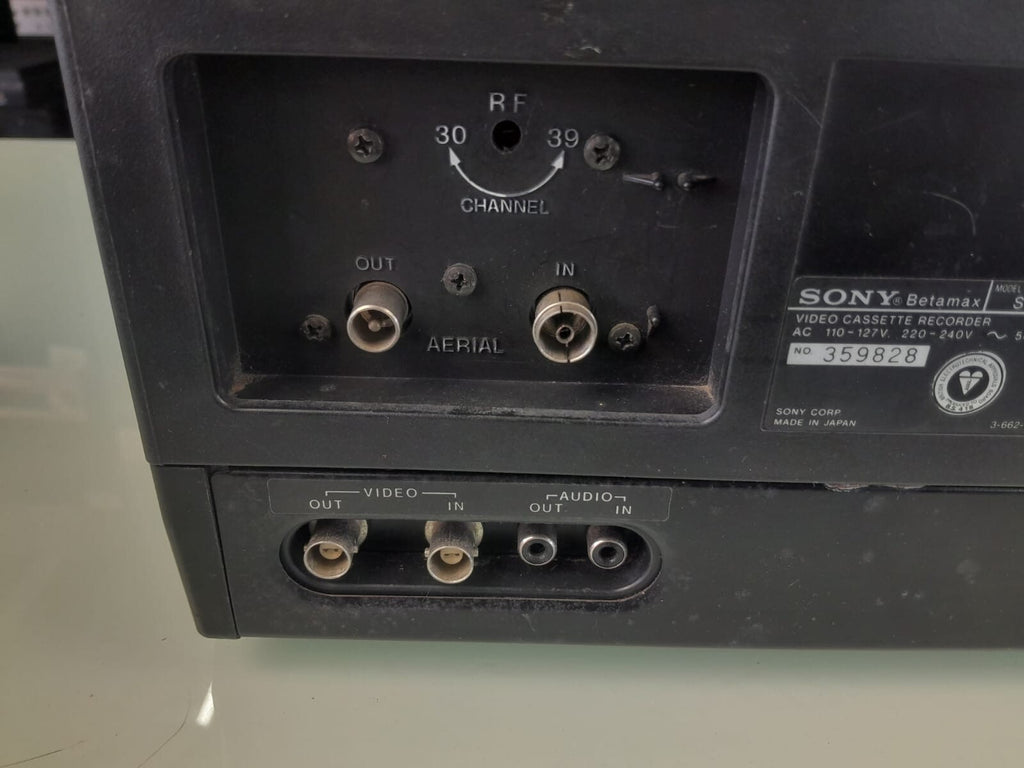 SONY SL C7UB BETAMAX VIDEO CASSETTE RECORDER #004