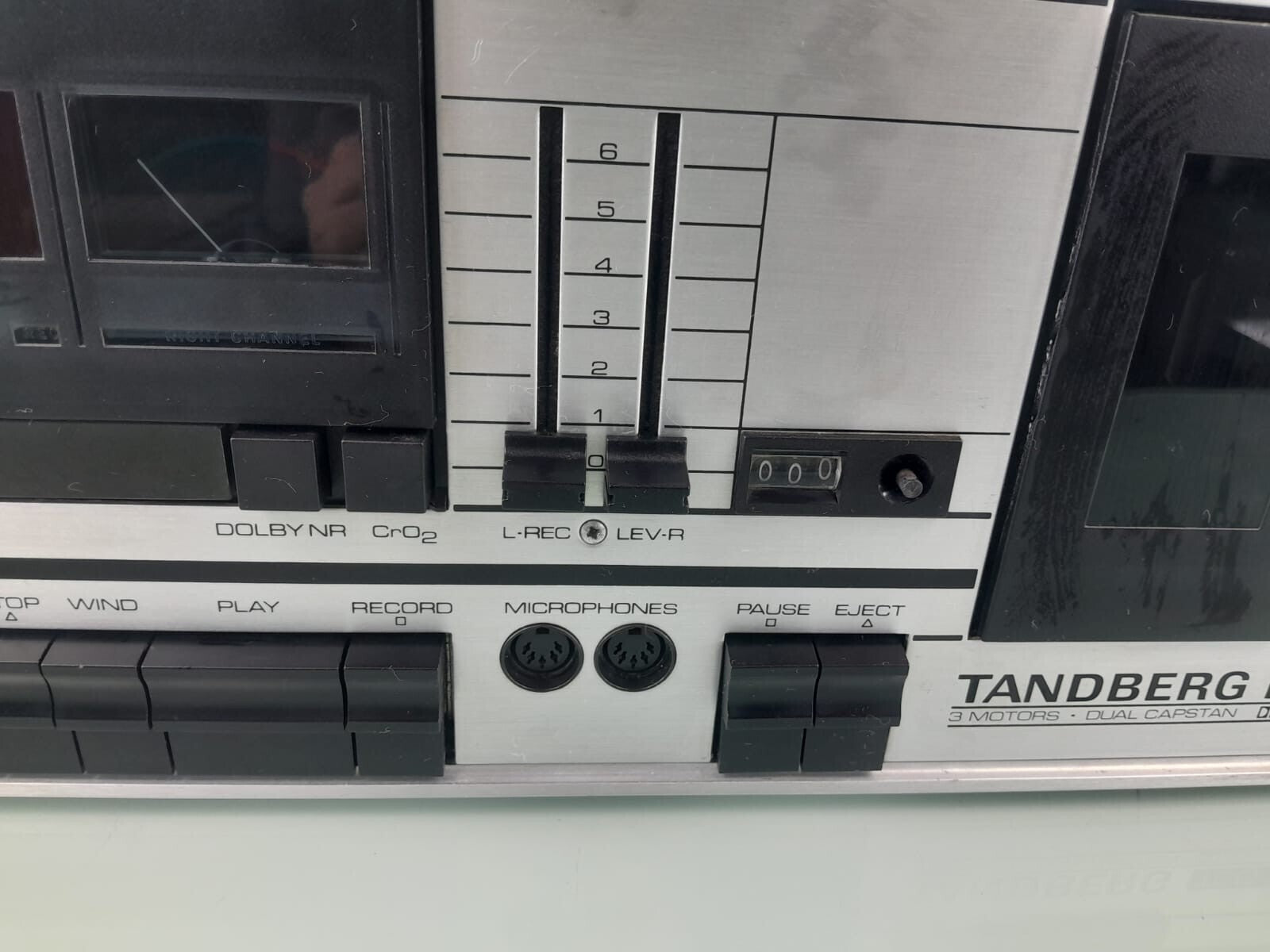 TANDBERG TCD 310 CASSETTE DECK