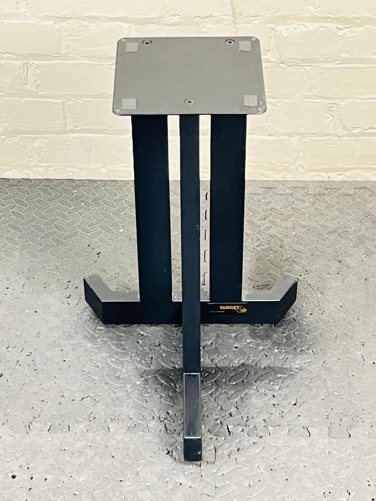 SINGLE TARGET SPEAKER STAND