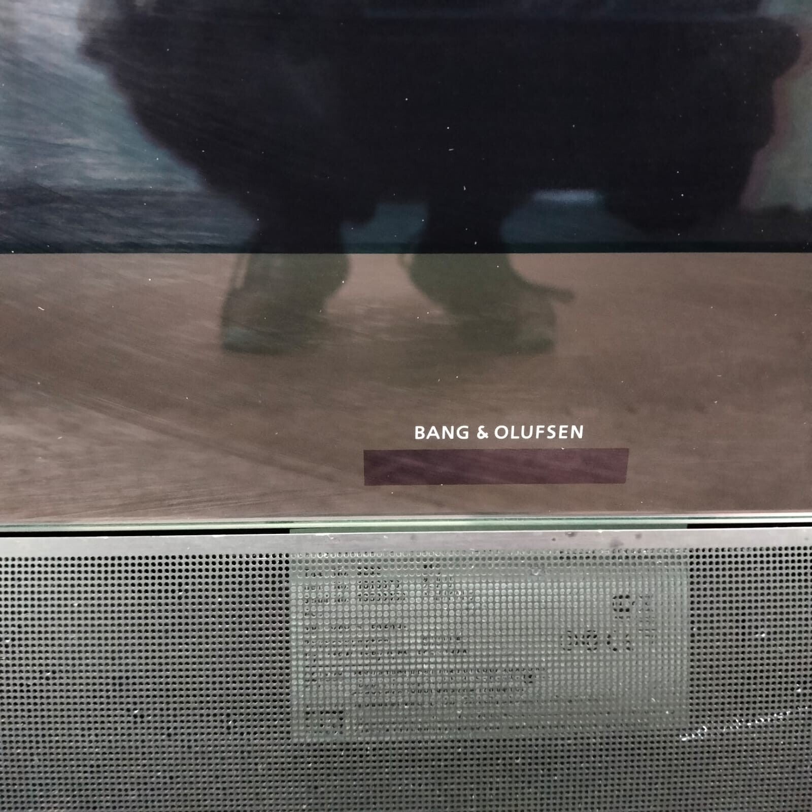 BANG & OLUFSEN B&O BEOCENTER 6 26 INCH TV #003
