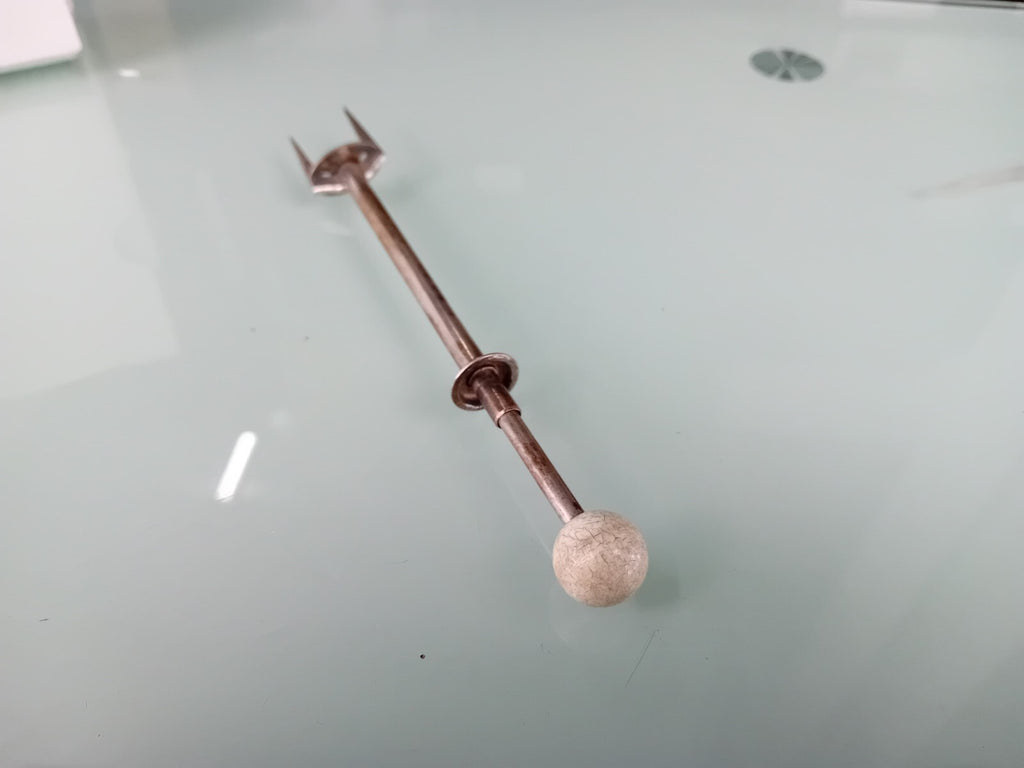 SILVER SPRING LOADED PICKLE FORK / SERVER