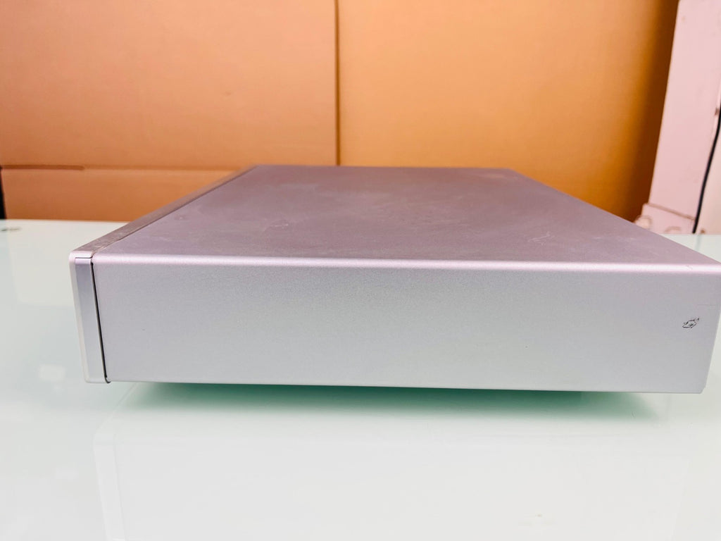 CAMBRIDGE AUDIO CXN V2 NETWORK PLAYER WITH REMOTE