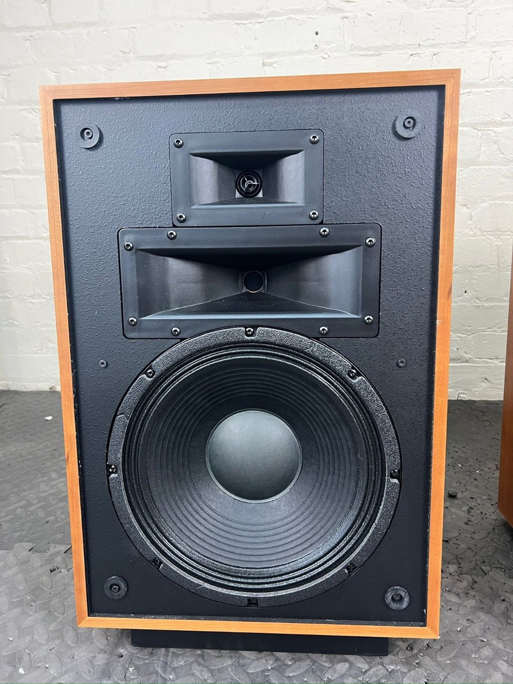 KLIPSCH HERESY IV NATURAL CHERRY FLOOR STANDING SPEAKERS