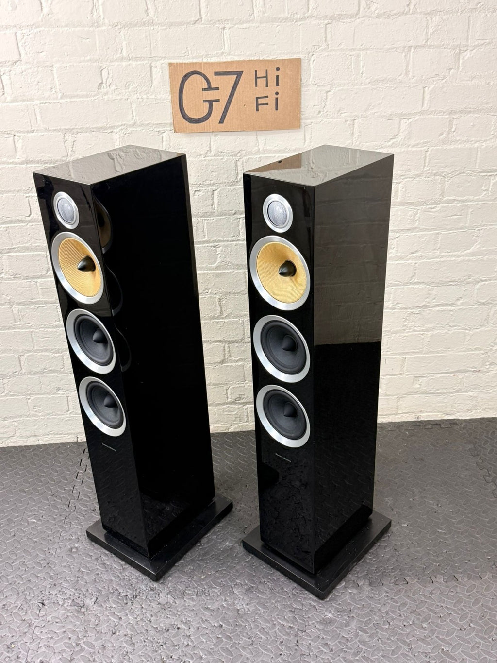 BOWERS & WILKINS B&W CM8 S2 FLOOR STANDING SPEAKERS
