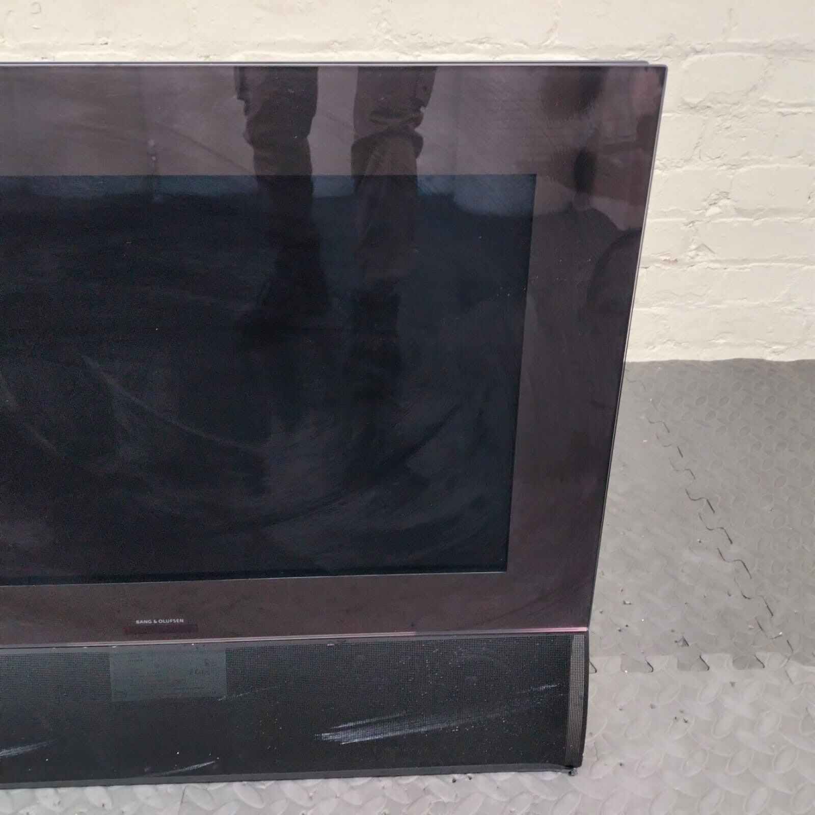 BANG & OLUFSEN B&O BEOCENTER 6 26 INCH TV #003