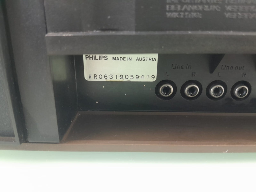 PHILIPS D 6920 PORTABLE STEREO CASSETTE RECORDER