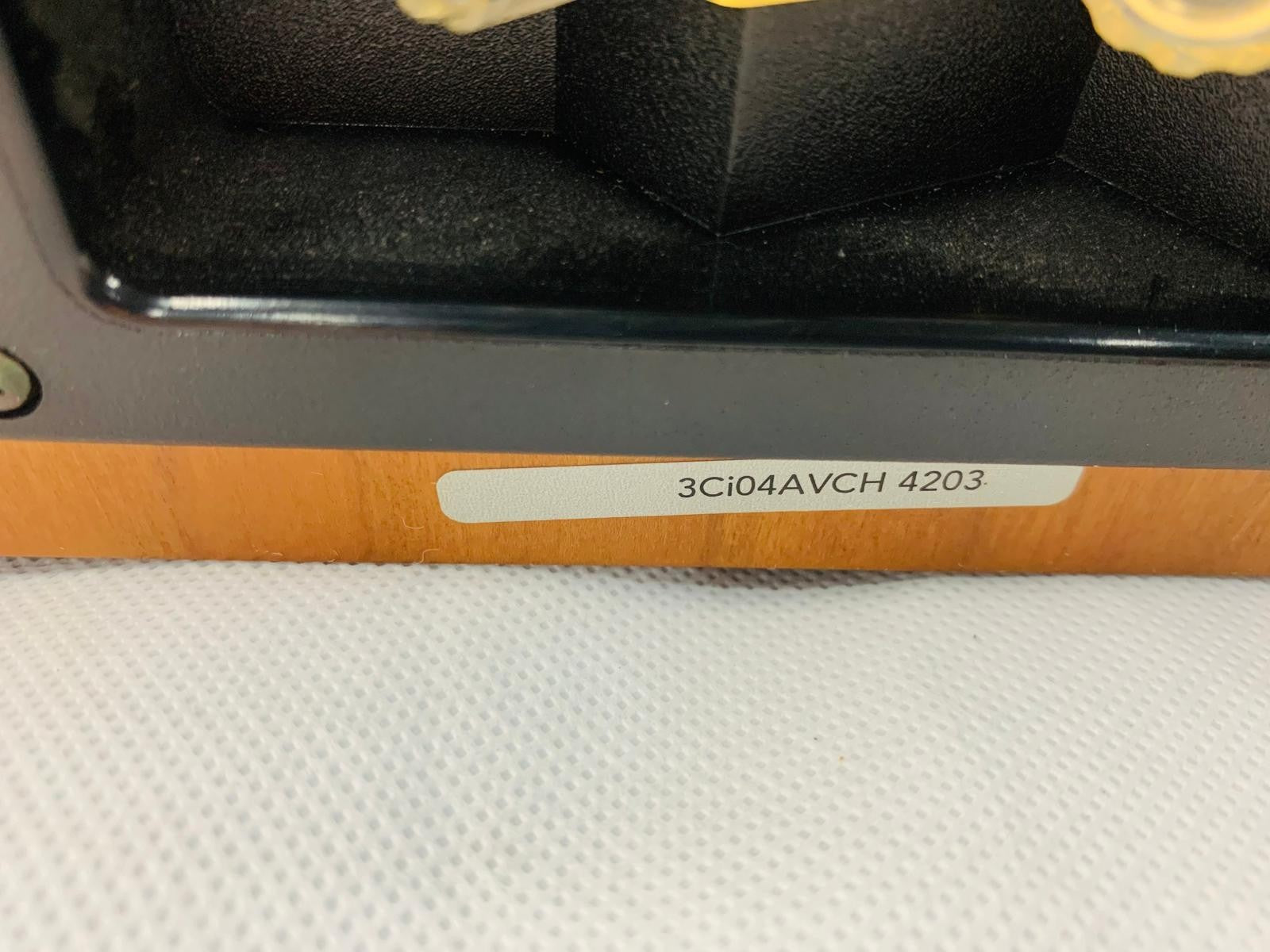 AUDIOVECTOR AV3CI SUPER CENTER SPEAKER