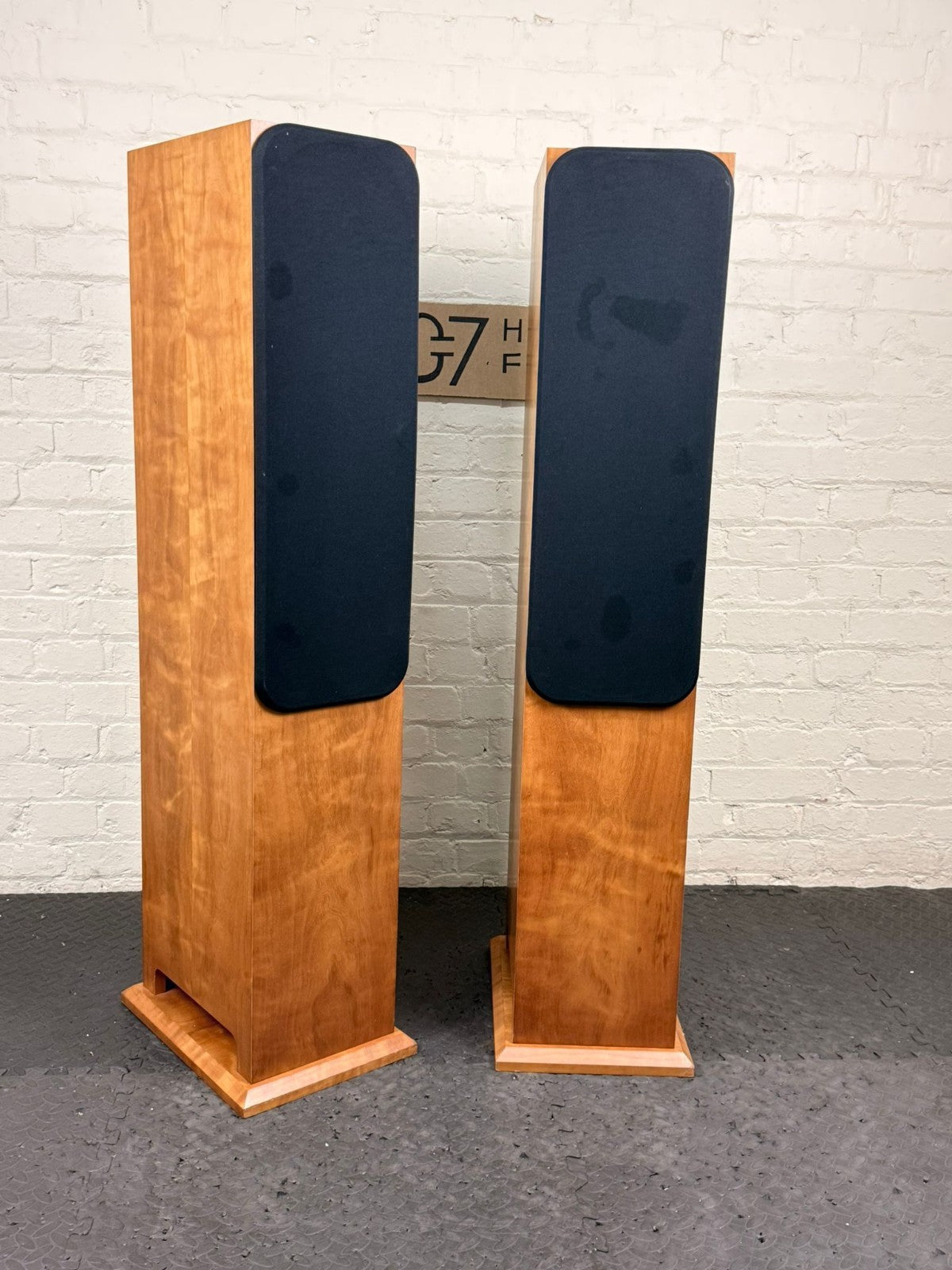PROAC RESPONSE D THIRTY EIGHT 38 FLOOR STANDING SPEAKERS