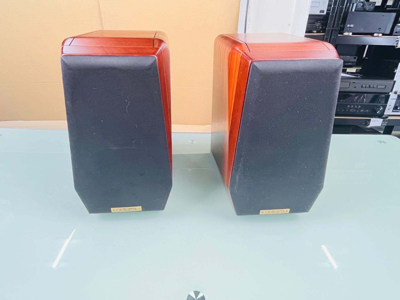 OPERA OPERETTA SPEAKERS