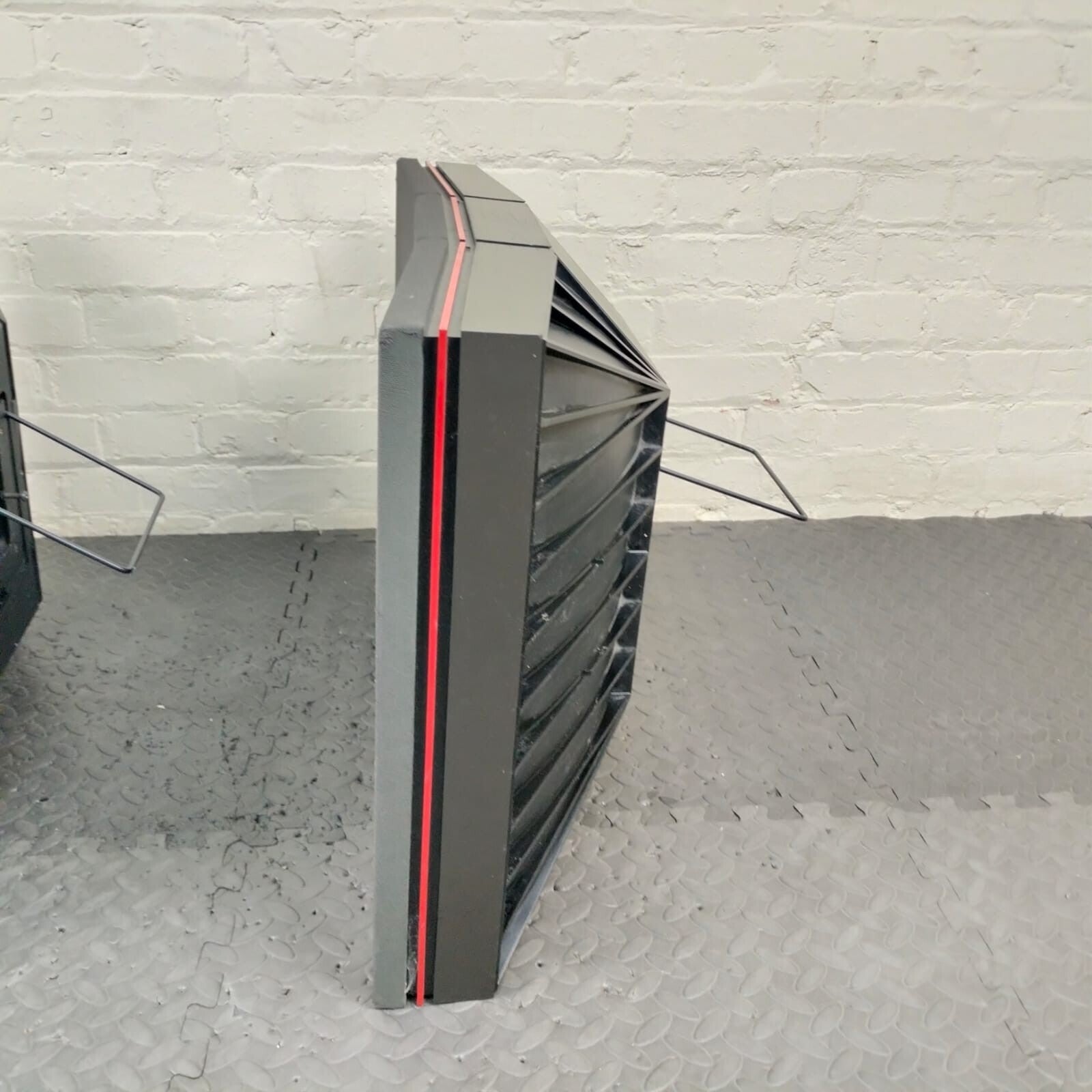 BANG & OLUFSEN B&O BEOVOX RL 140 SPEAKERS