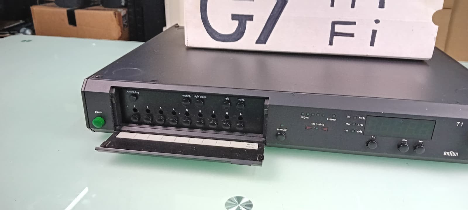 BRAUN T1 TUNER RADIO HI FI