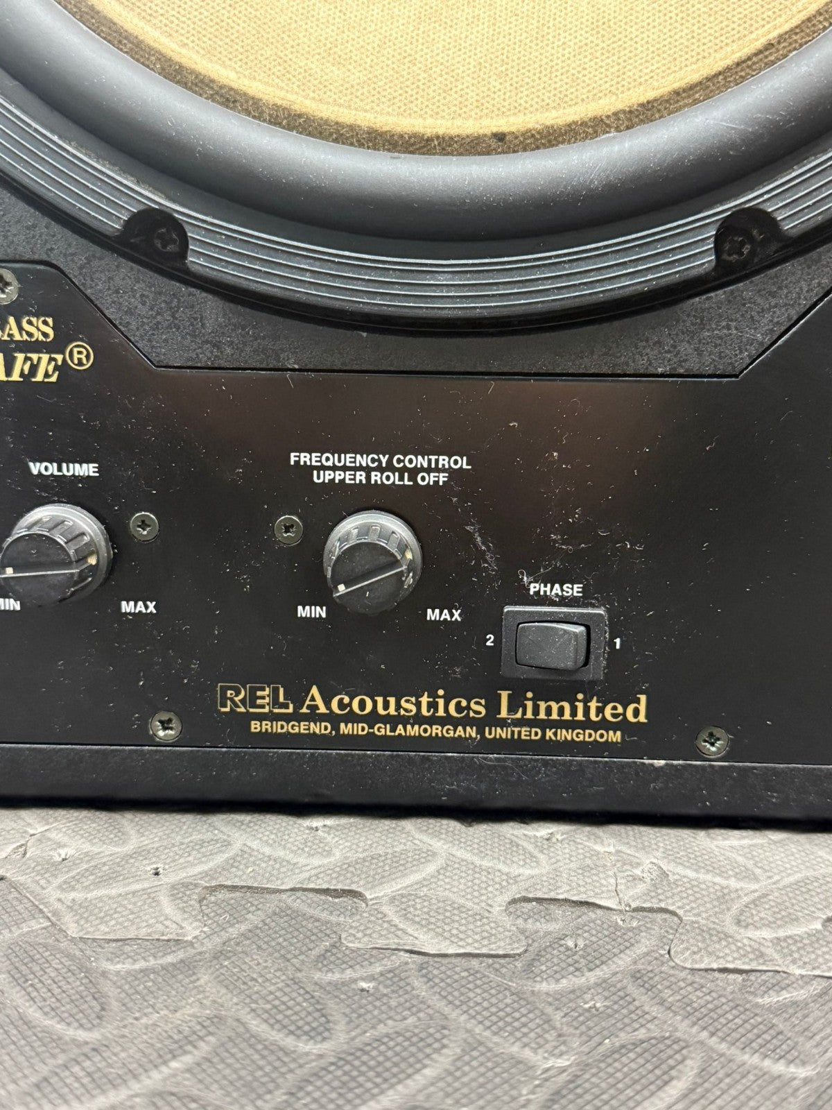 REL Q50 POWERED SUB BASS SUBWOOFER