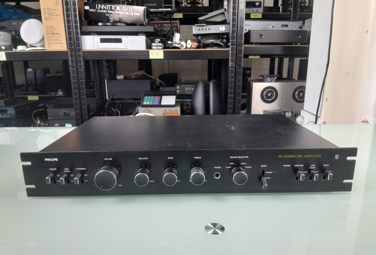 PHILIPS BLACK TULIP 270 STEREO PRE AMPLIFIER