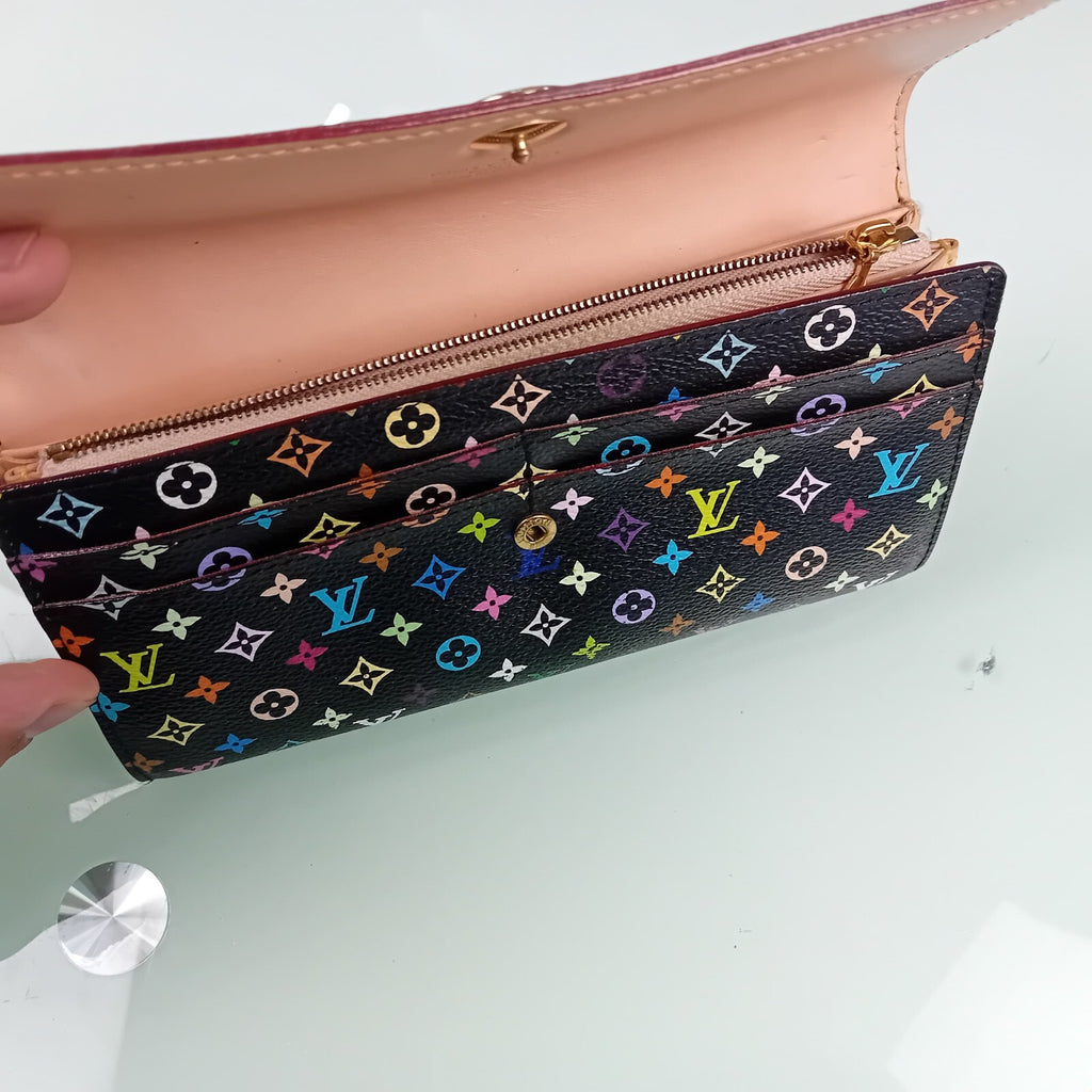 LOUIS VUITTON PARIS SARAH WALLET BAG
