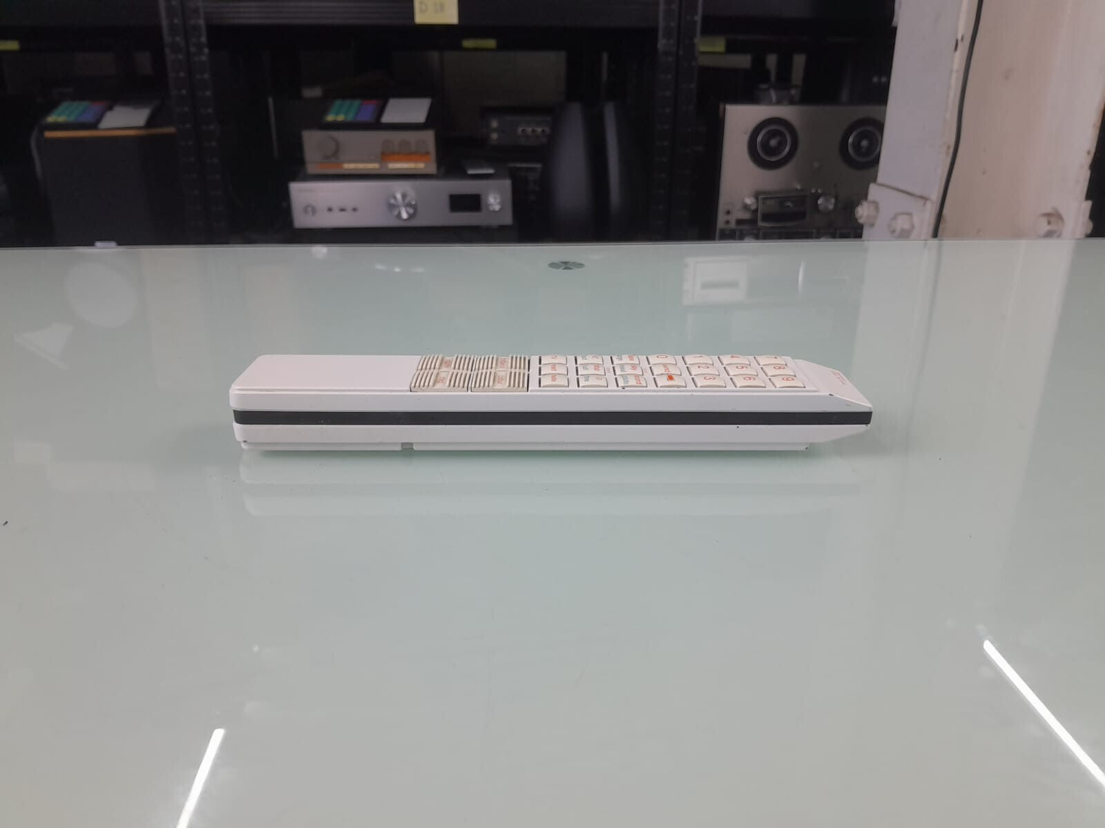 B&O BANG & OLUFSEN BEOVISION VIDEO TERMINAL REMOTE CONTROL #002