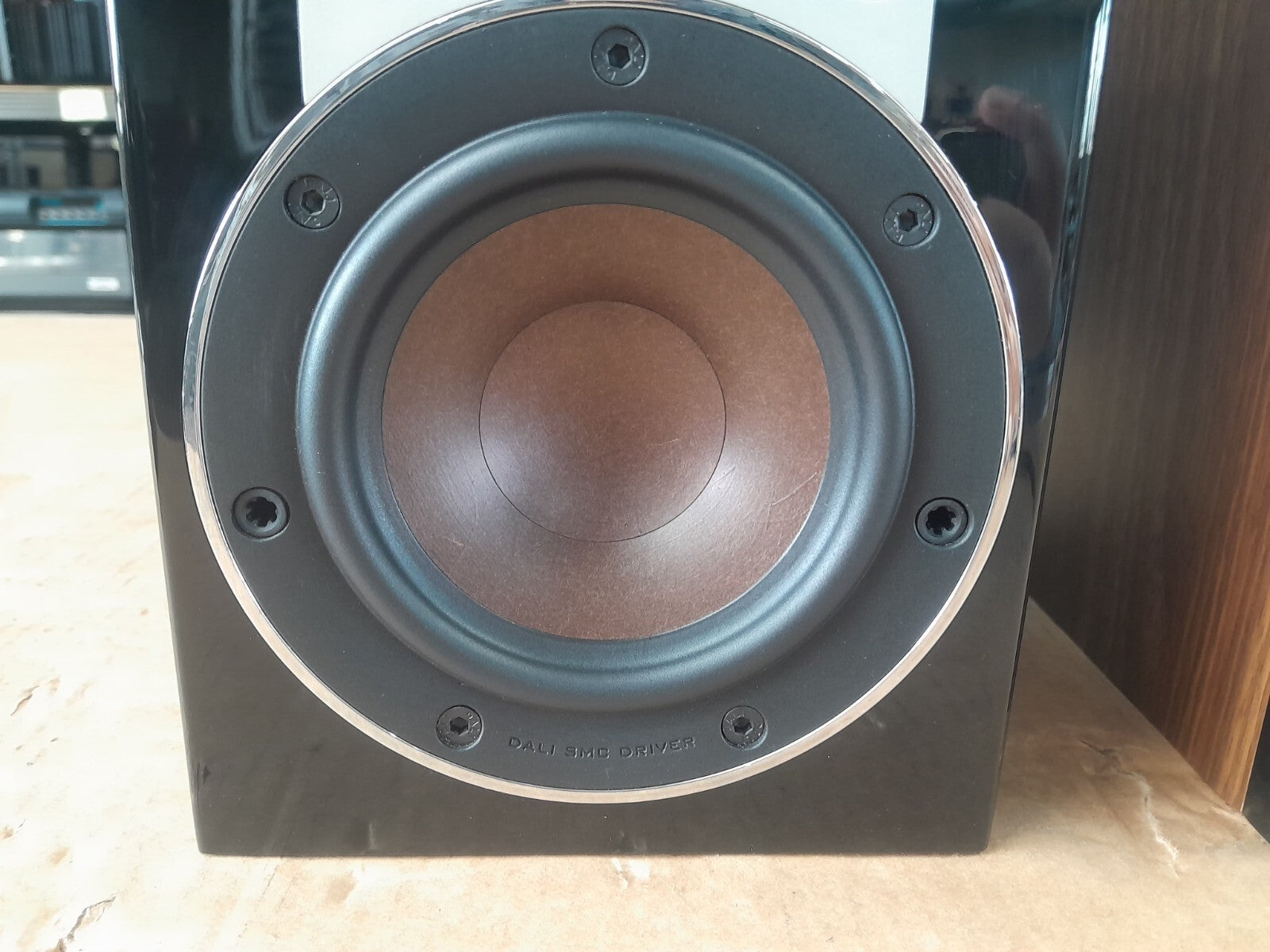 Dali Opticon 1 Speakers