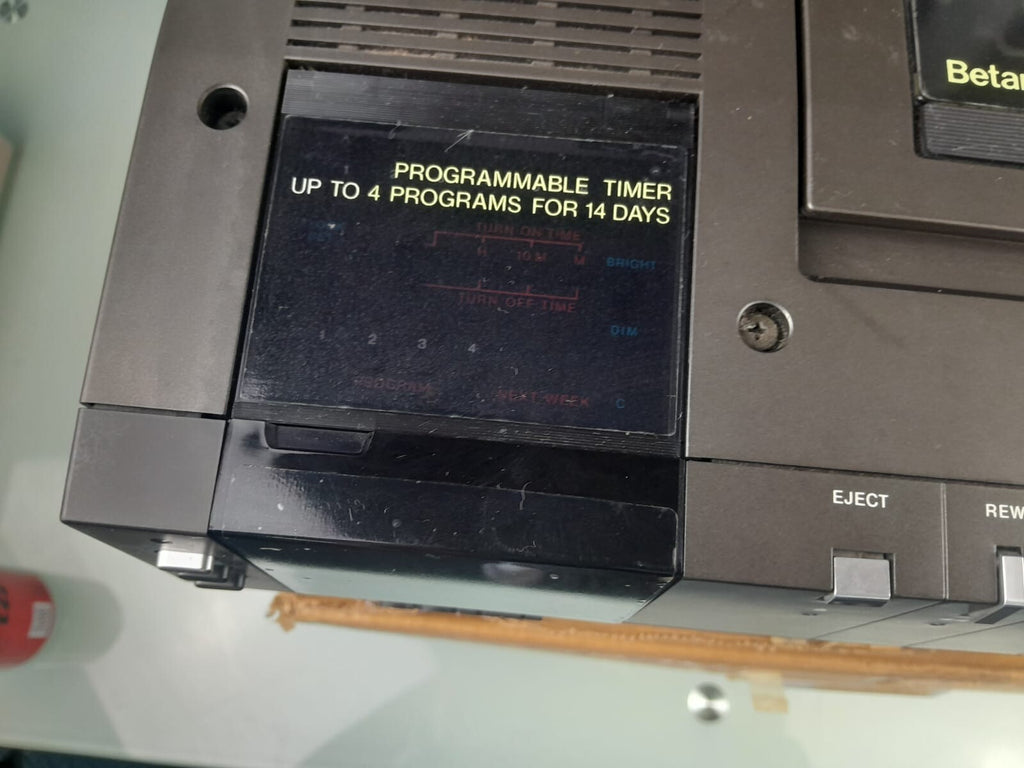 SONY SL C7UB BETAMAX VIDEO CASSETTE RECORDER