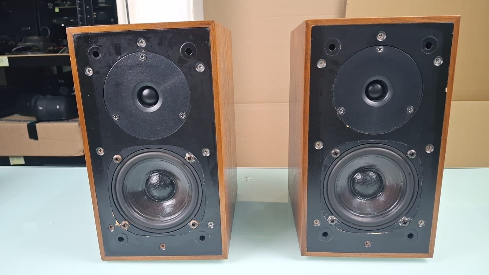 PROAC TABLETTE SPEAKERS