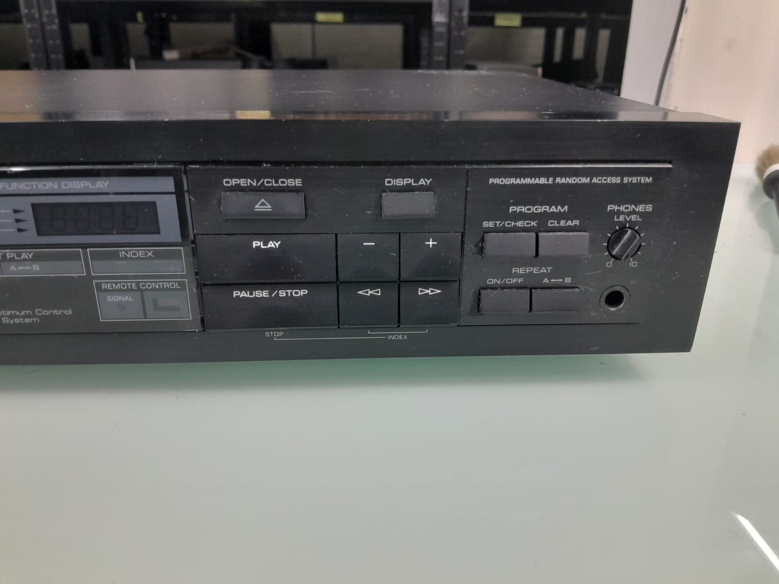 YAMAHA CD 3 NATURAL SOUND CD PLAYER