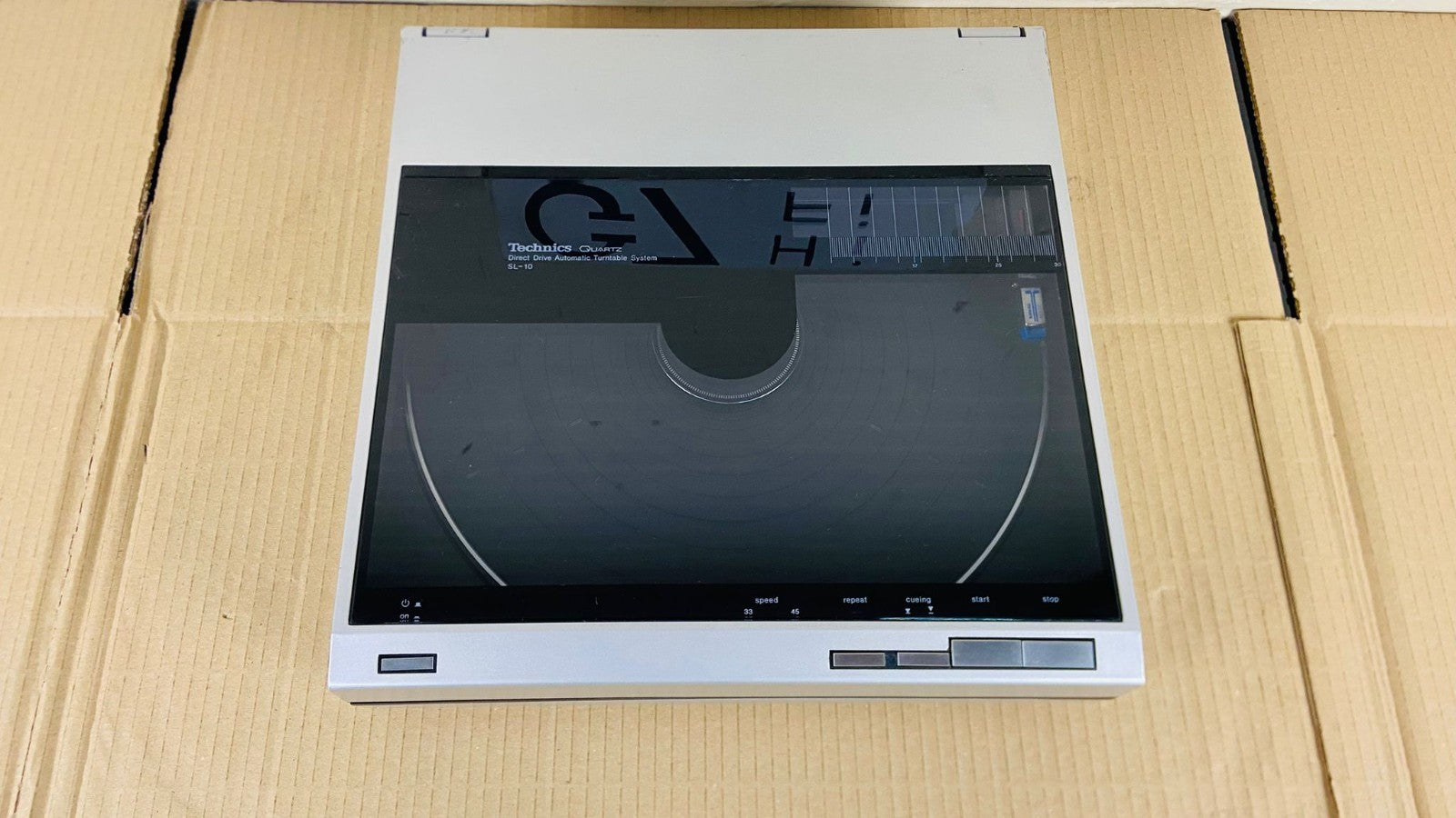 TECHNICS SL 10 QUARTZ DIRECT DRIVE AUTOMATIC TURNTABLE WITH SHURE M99E CARTRIDGE