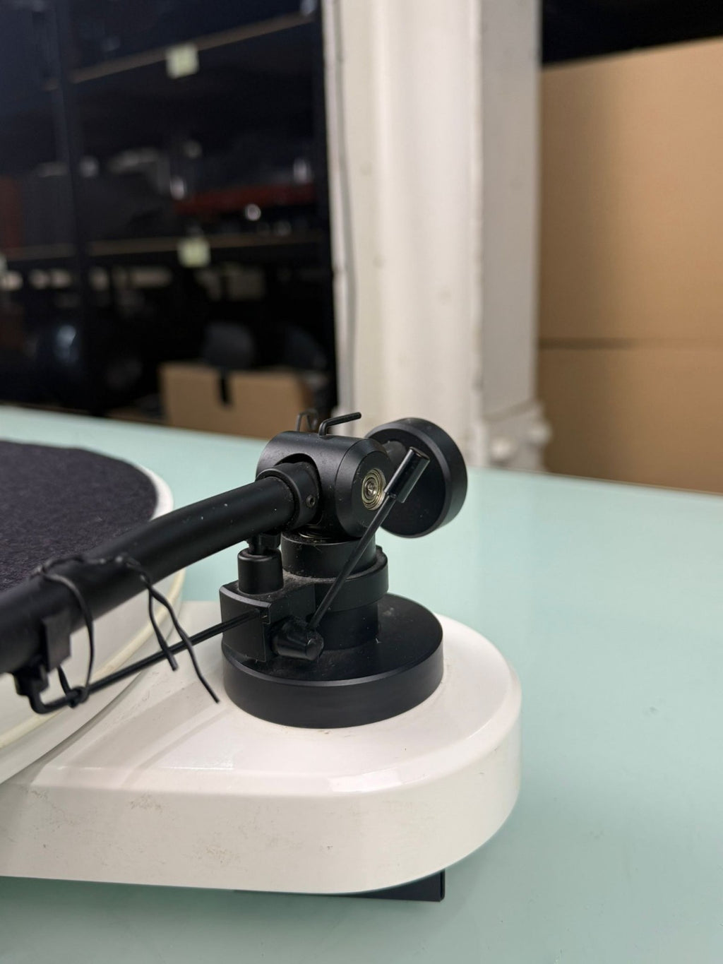 PRO-JECT RPM 1.3 GENIE WHITE TURNTABLE