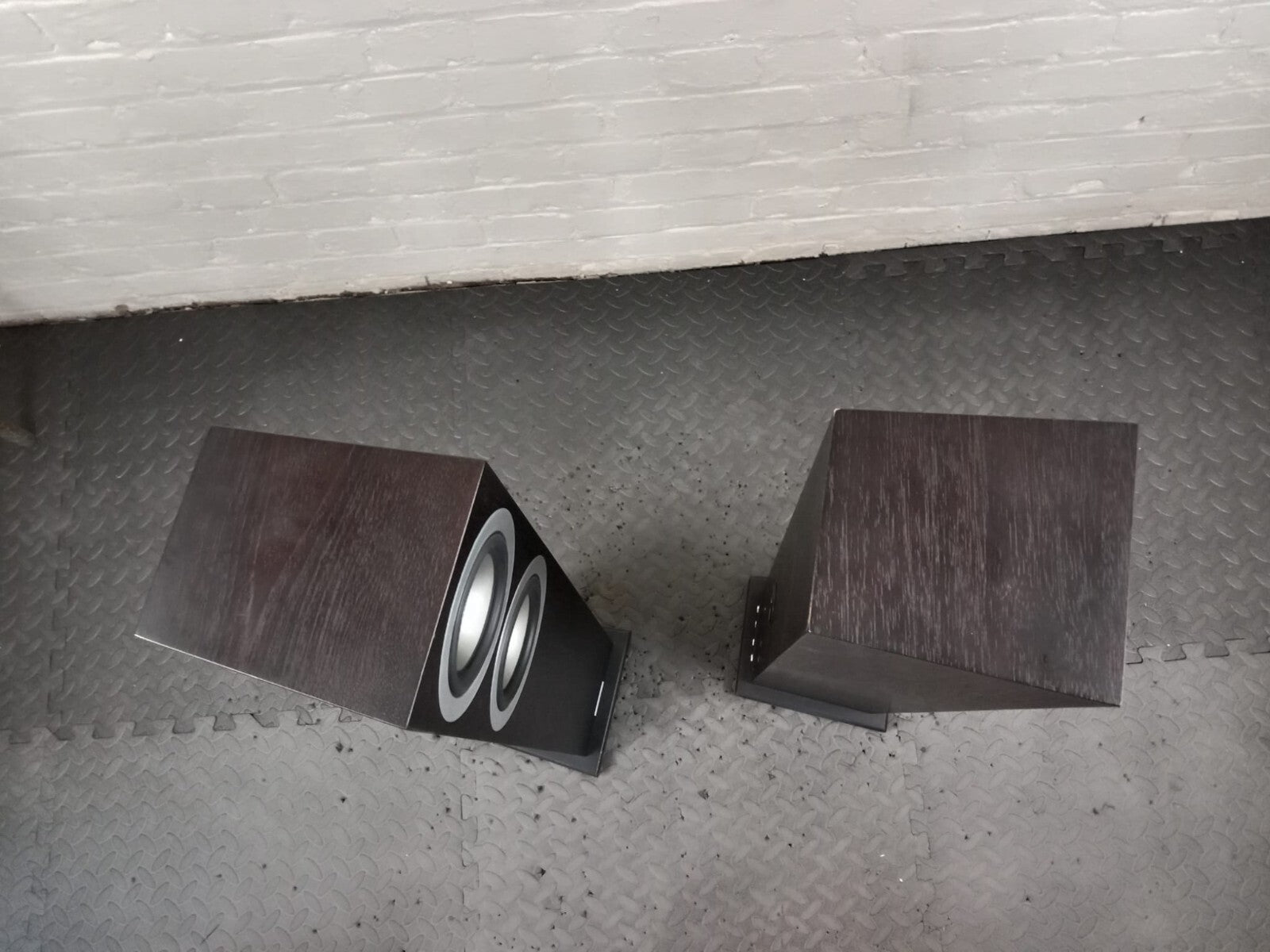 Tannoy Revolution DC4T Floorstanding Speakers