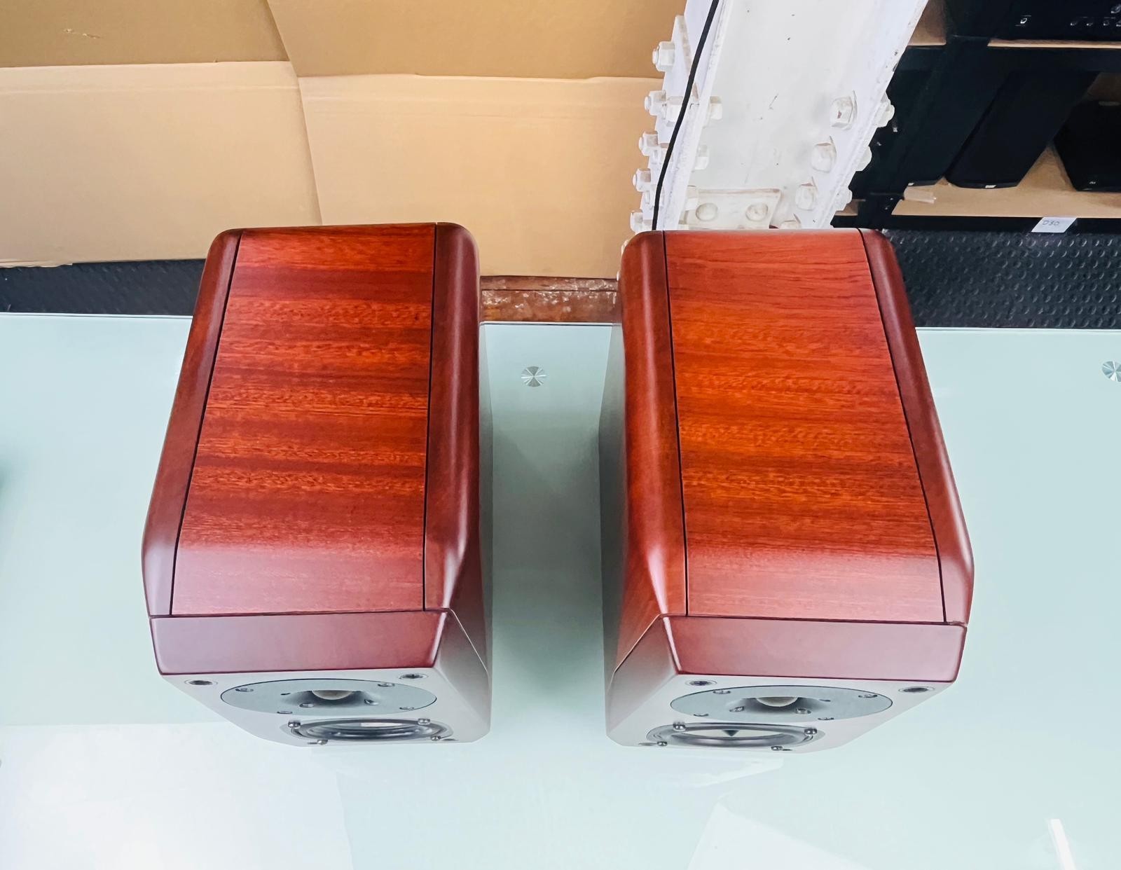 OPERA OPERETTA SPEAKERS