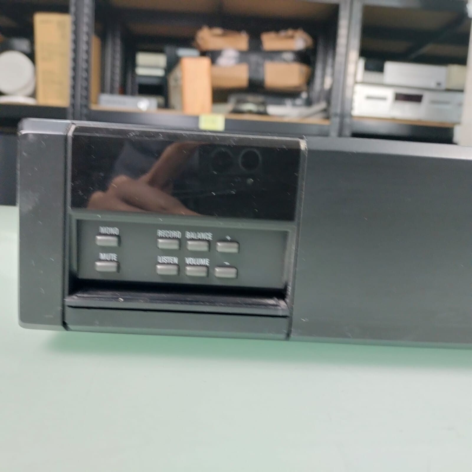 LINN KAIRN PRO PREAMPLIFIER WITH REMOTE