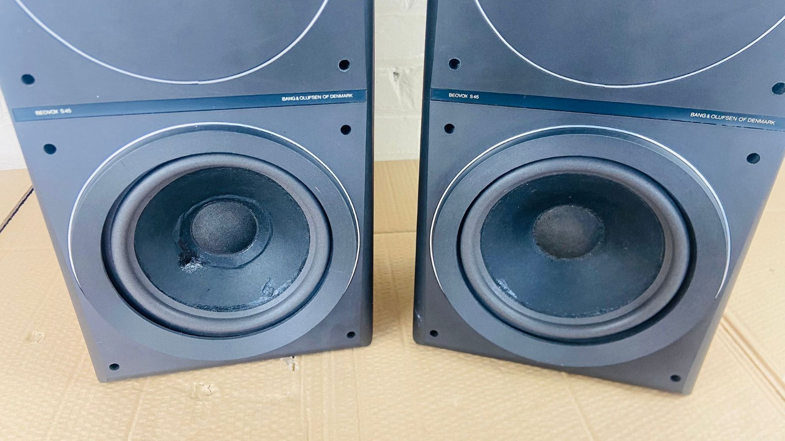 BANG & OLUFSEN B&O BEOVOX S45 SPEAKERS