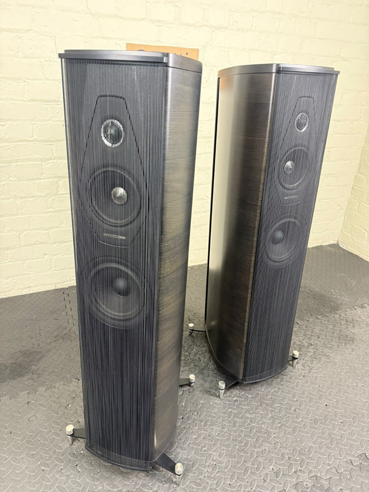 SONUS FABER OLYMPICA II FLOOR STANDING SPEAKERS