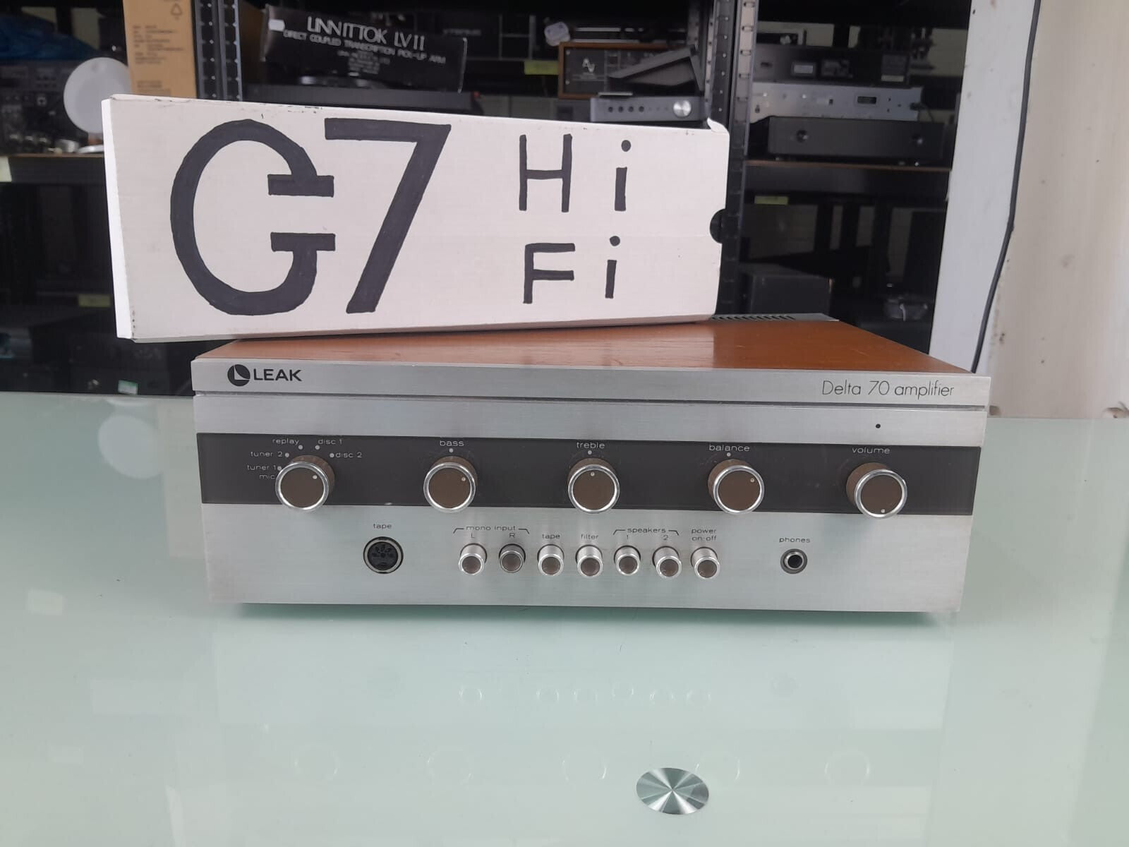 LEAK DELTA 70 AMPLIFIER