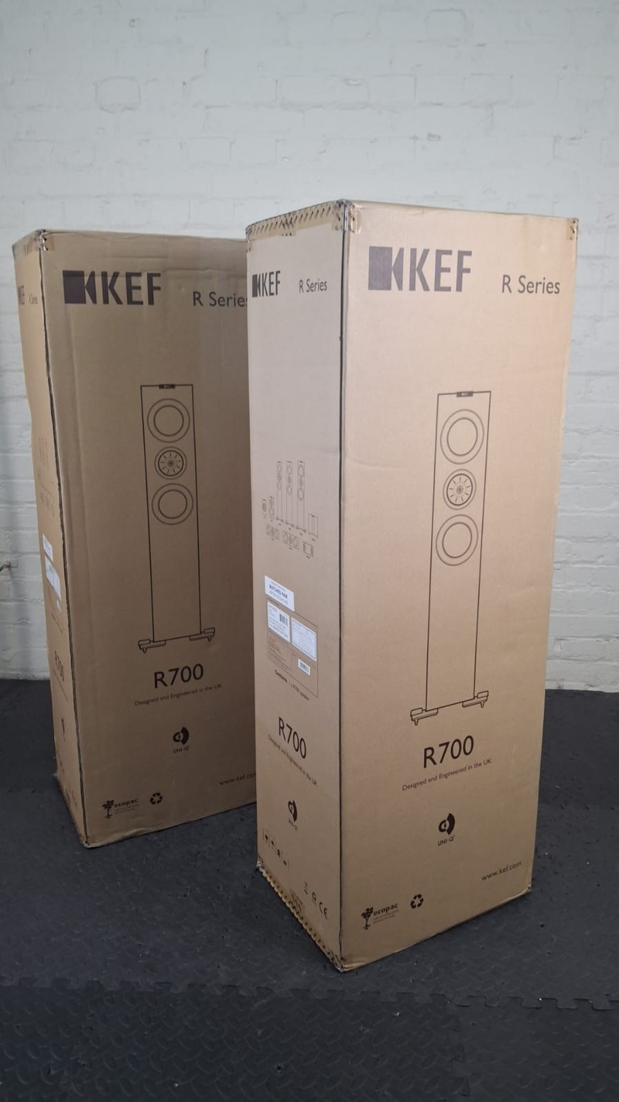 NEW SEALED KEF R700 FLOOR STANDING SPEAKERS #002