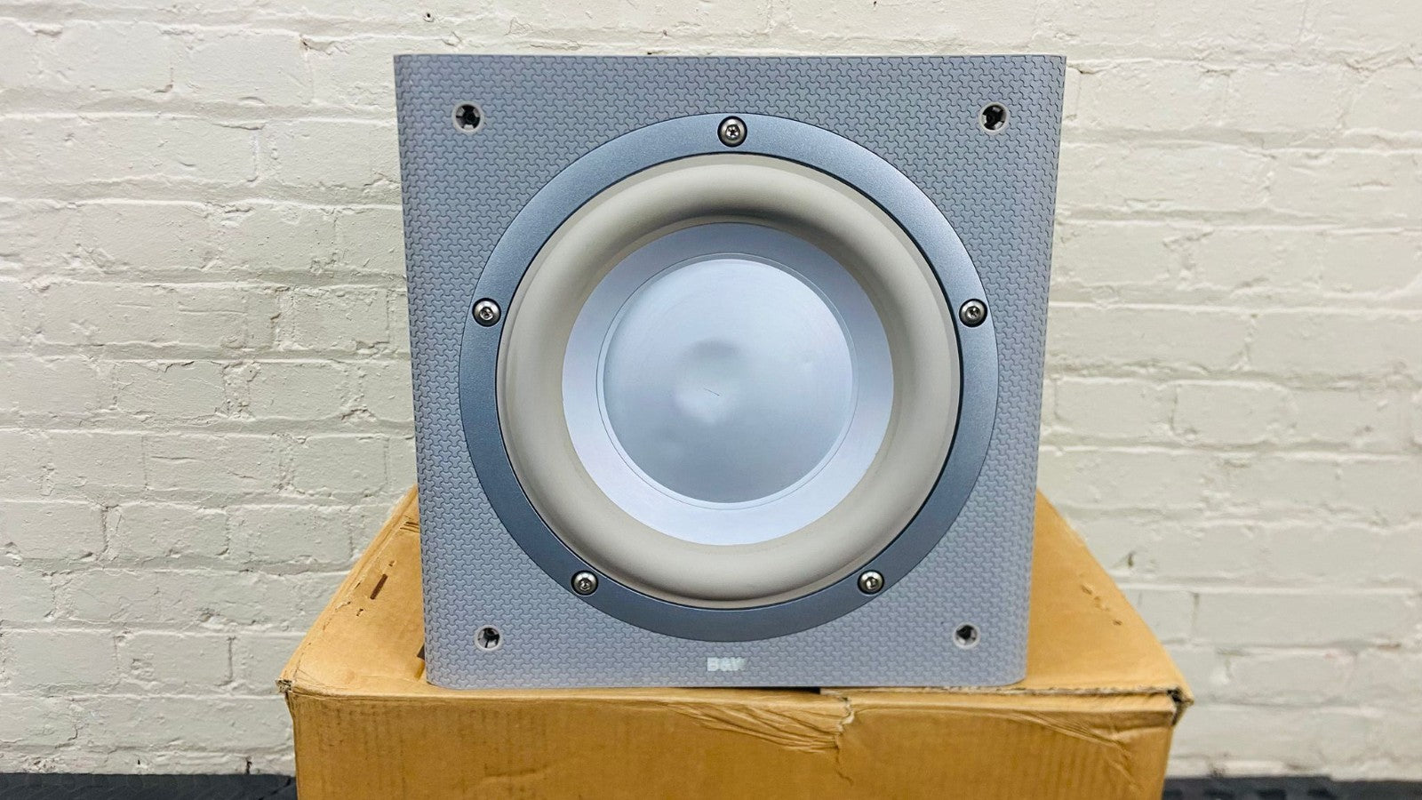 BOWERS & WILKINS B&W ASW 675 SUBWOOFER
