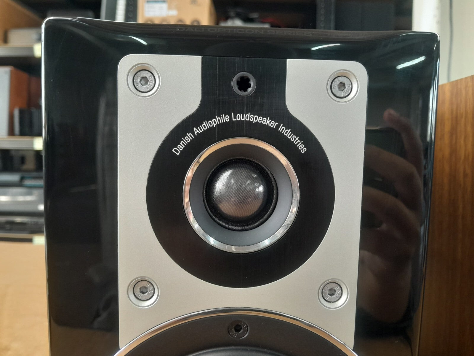 Dali Opticon 1 Speakers