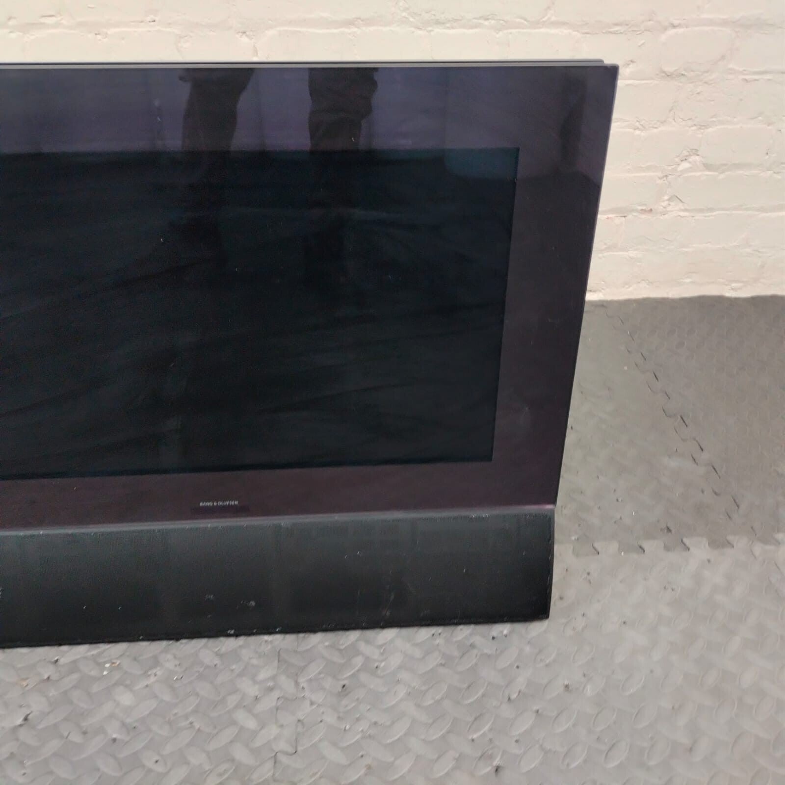 BANG & OLUFSEN B&O BEOCENTER 6 26 INCH TV #002