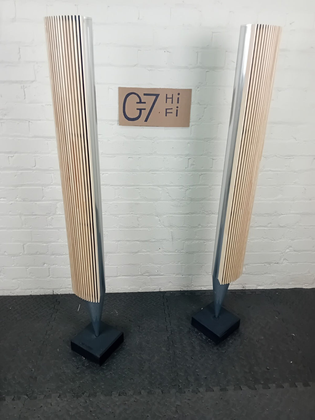 BANG & OLUFSEN BEOLAB 8000 18 28 6000 4000 3 5 1  50 90 FLOOR ACTIVE SPEAKERS