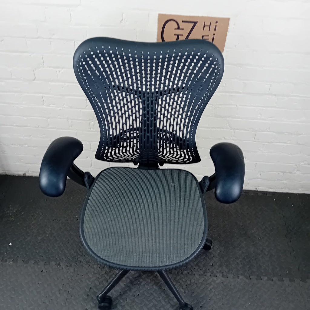 Herman Miller mira office boss Chair