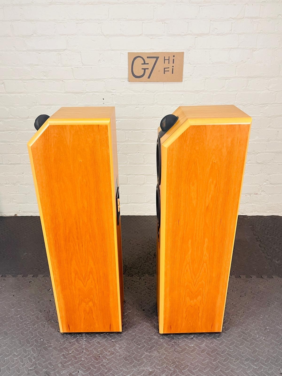 B&W BOWERS & WILKINS CDM 7SE SPECIAL EDITION FLOOR STANDING SPEAKERS