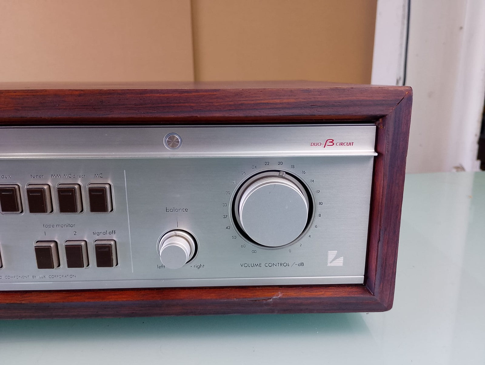LUXMAN C 300 DUO-BETA CIRCUIT PLUS X DC STEREO CONTROL PREAMPLIFIER