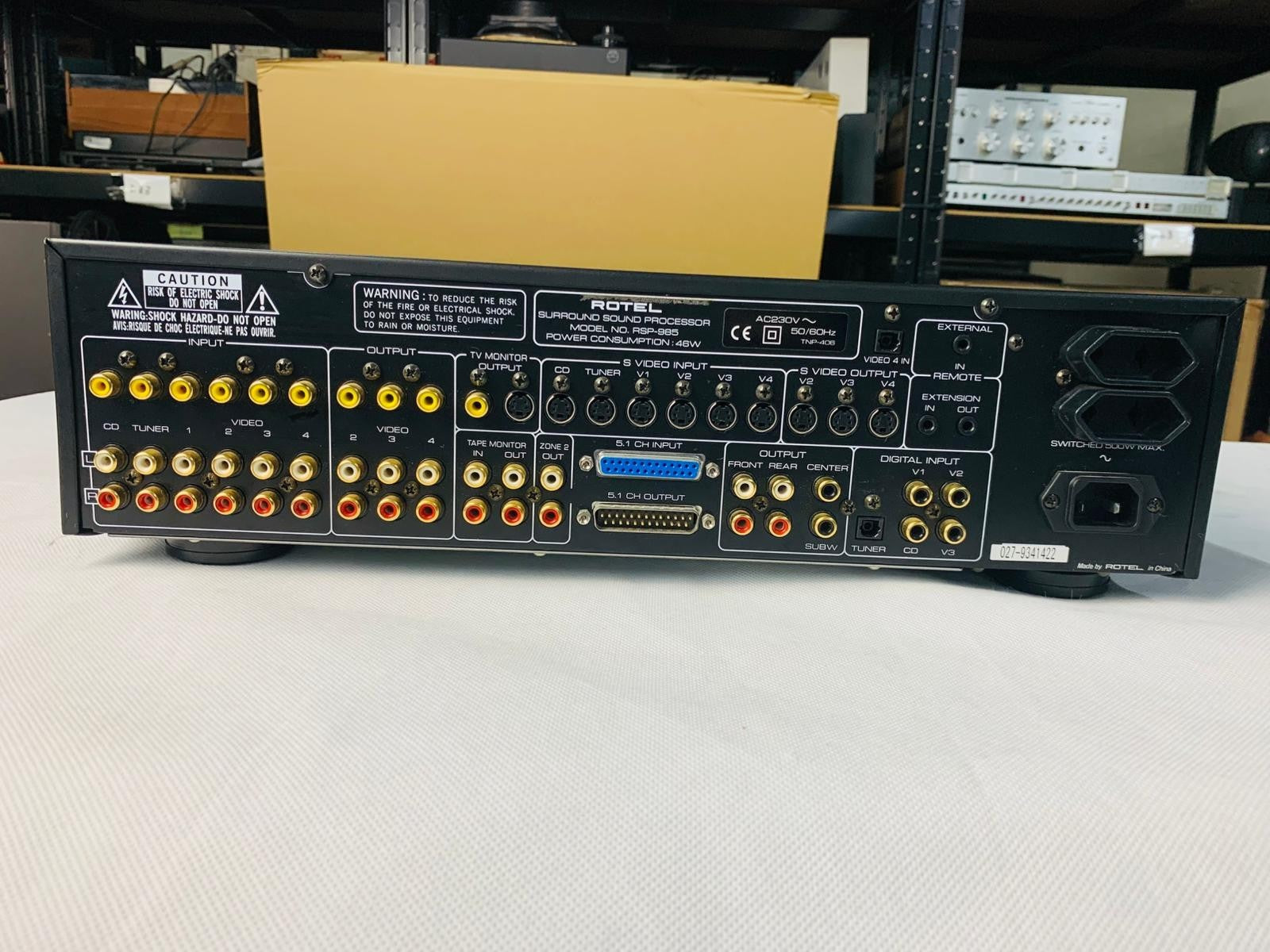 ROTEL RSP 985 SURROUND SOUND PROCESSOR WITH REMOTE