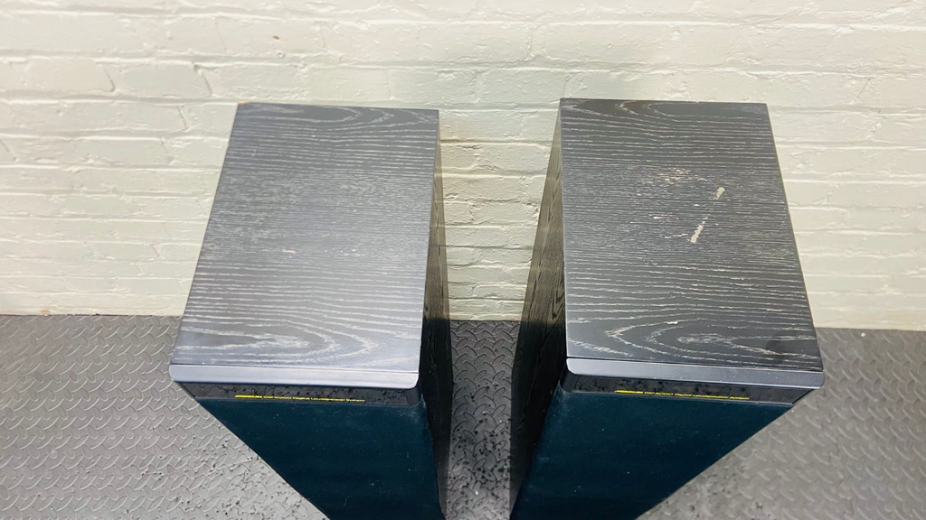 MERIDIAN DSP 5000 DIGITAL LOUDSPEAKERS