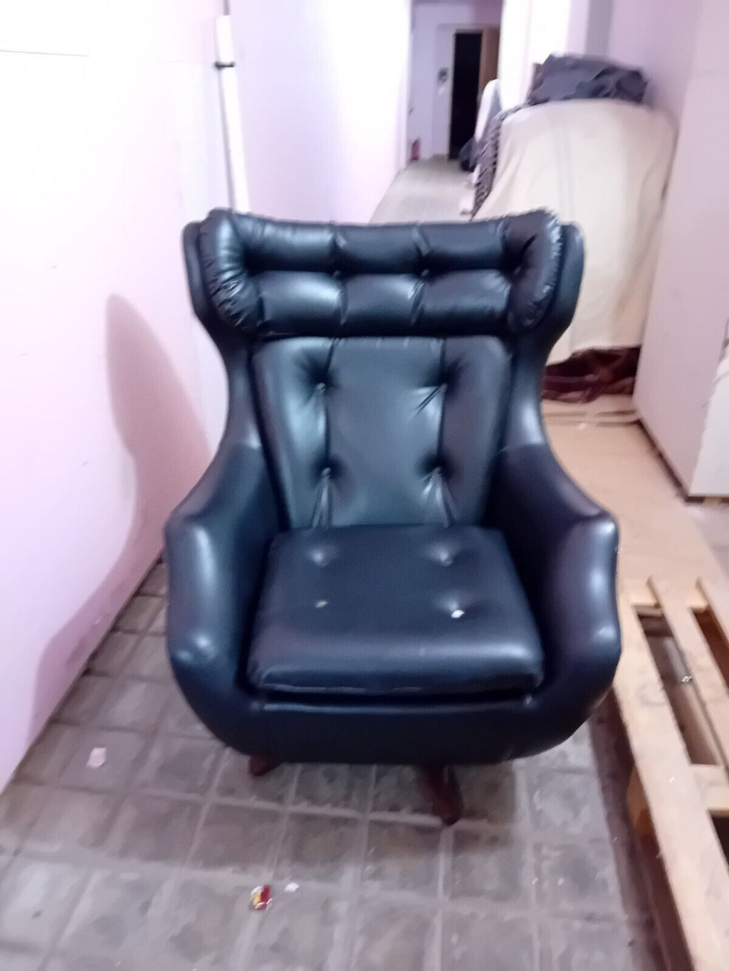 PARKER KNOLL VINTAGE CHAIR SWIVEL ARMCHAIR LEATHER