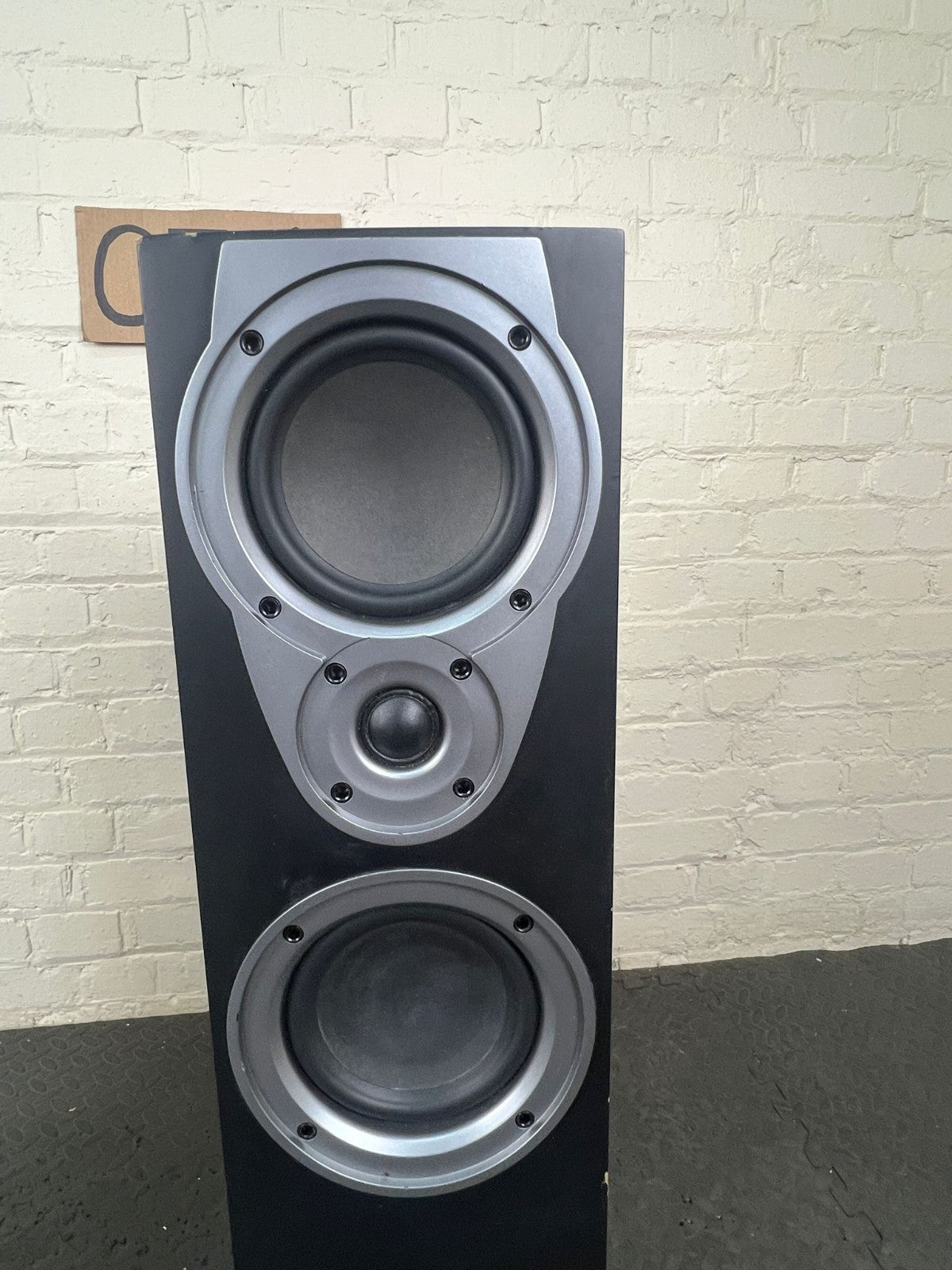 MISSION MX 3 FLOOR STANDING SPEAKERS WITH SPEAKER PLATFORMS STANDS
