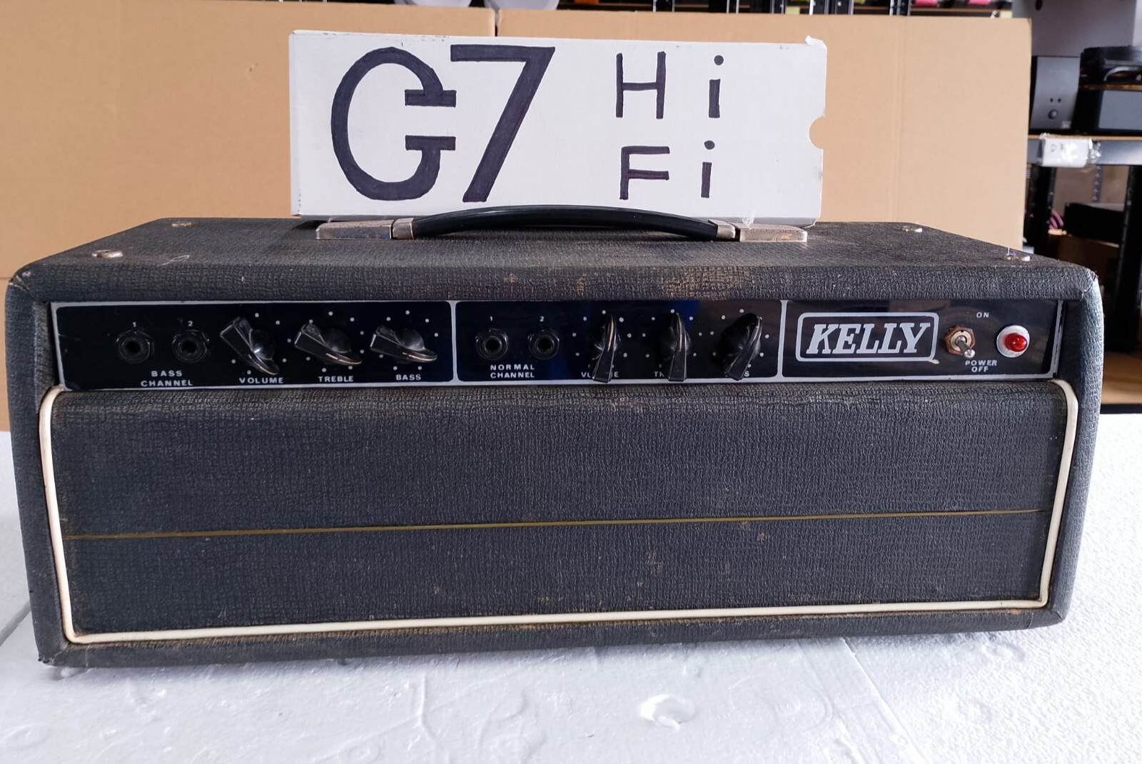 KELLY VALVE TUBE GUITAR AMPLIFIER