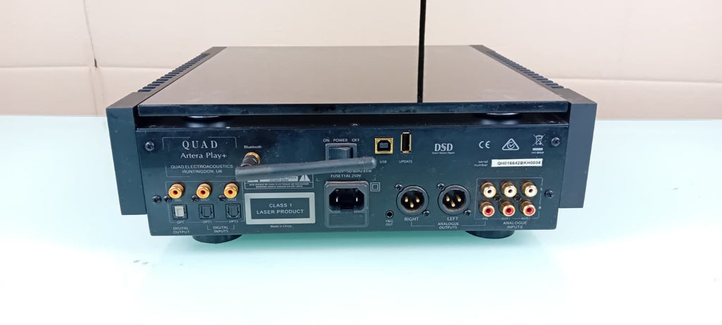 QUAD ARTERA PLAY+ CD DAC PRE AMP PLAYER WITH REMOTE