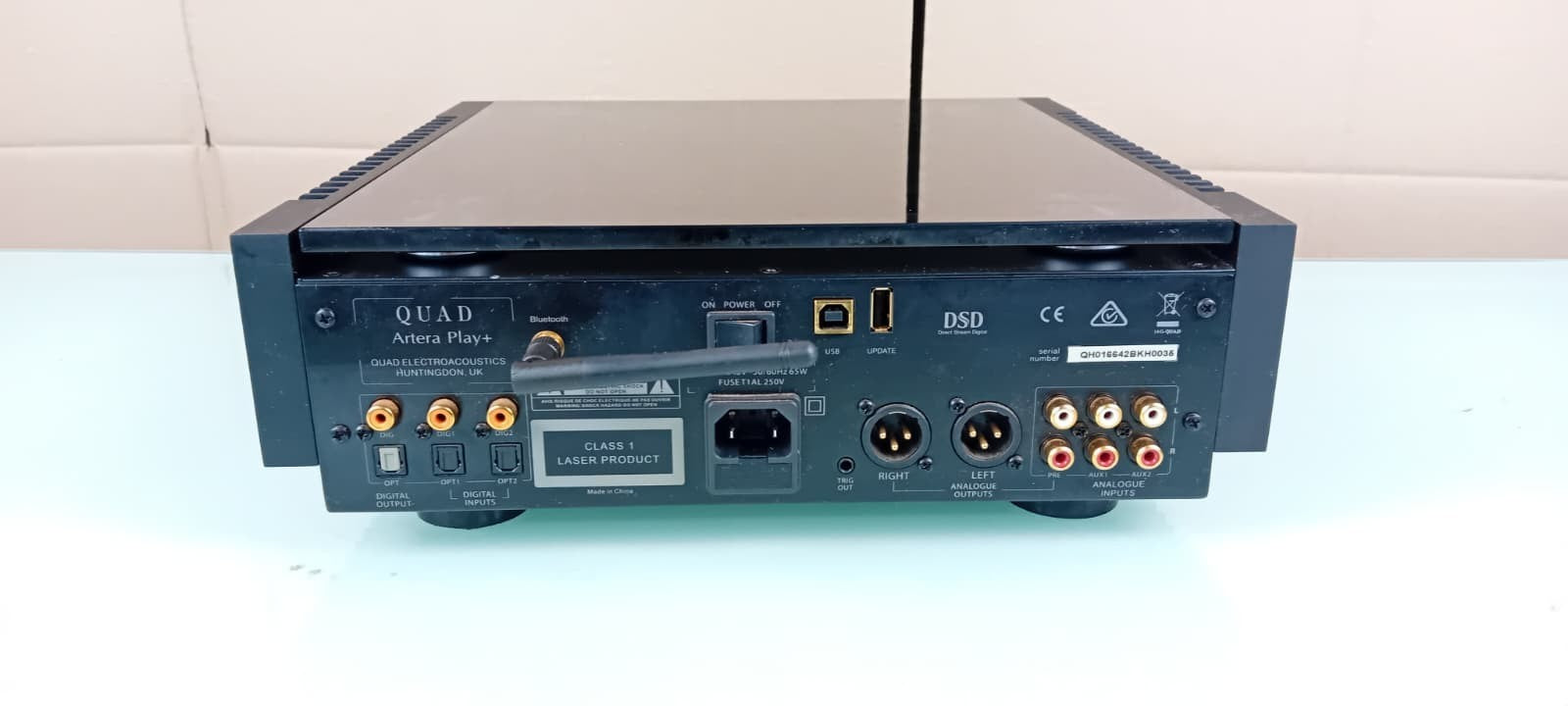 QUAD ARTERA PLAY+ CD DAC PRE AMP PLAYER WITH REMOTE